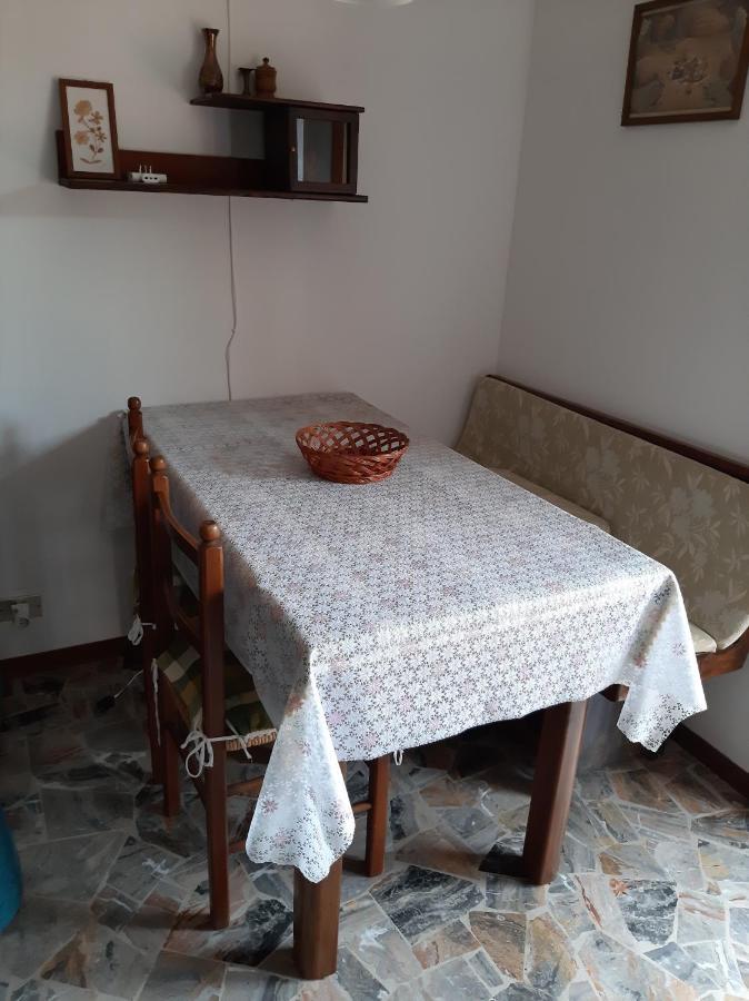 Bilocale A Piazza Brembana Apartment Bagian luar foto