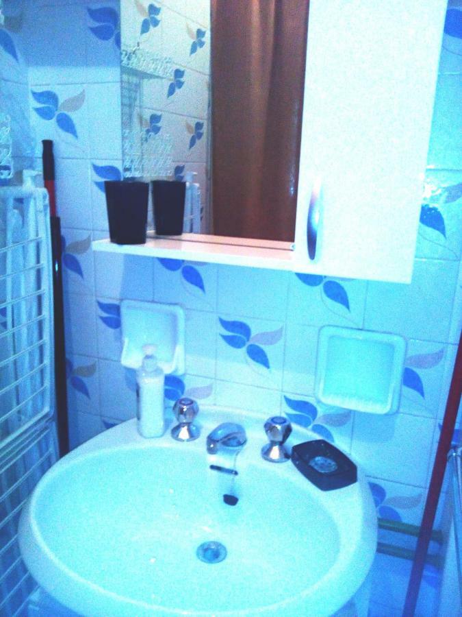 Bilocale A Piazza Brembana Apartment Bagian luar foto